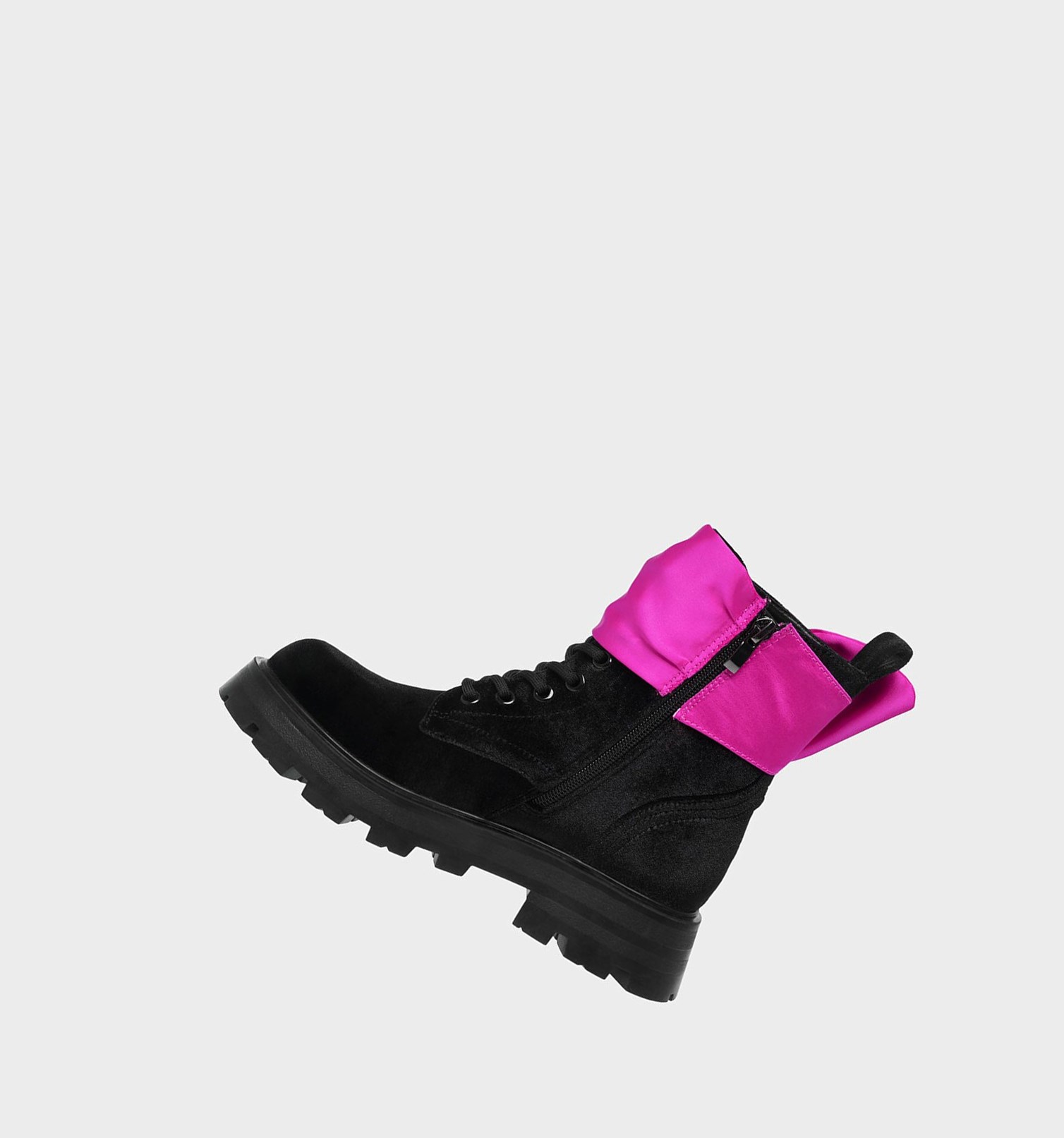 Black Women's Betsey Johnson Dozer Boots & Booties | UHCJSRK-15