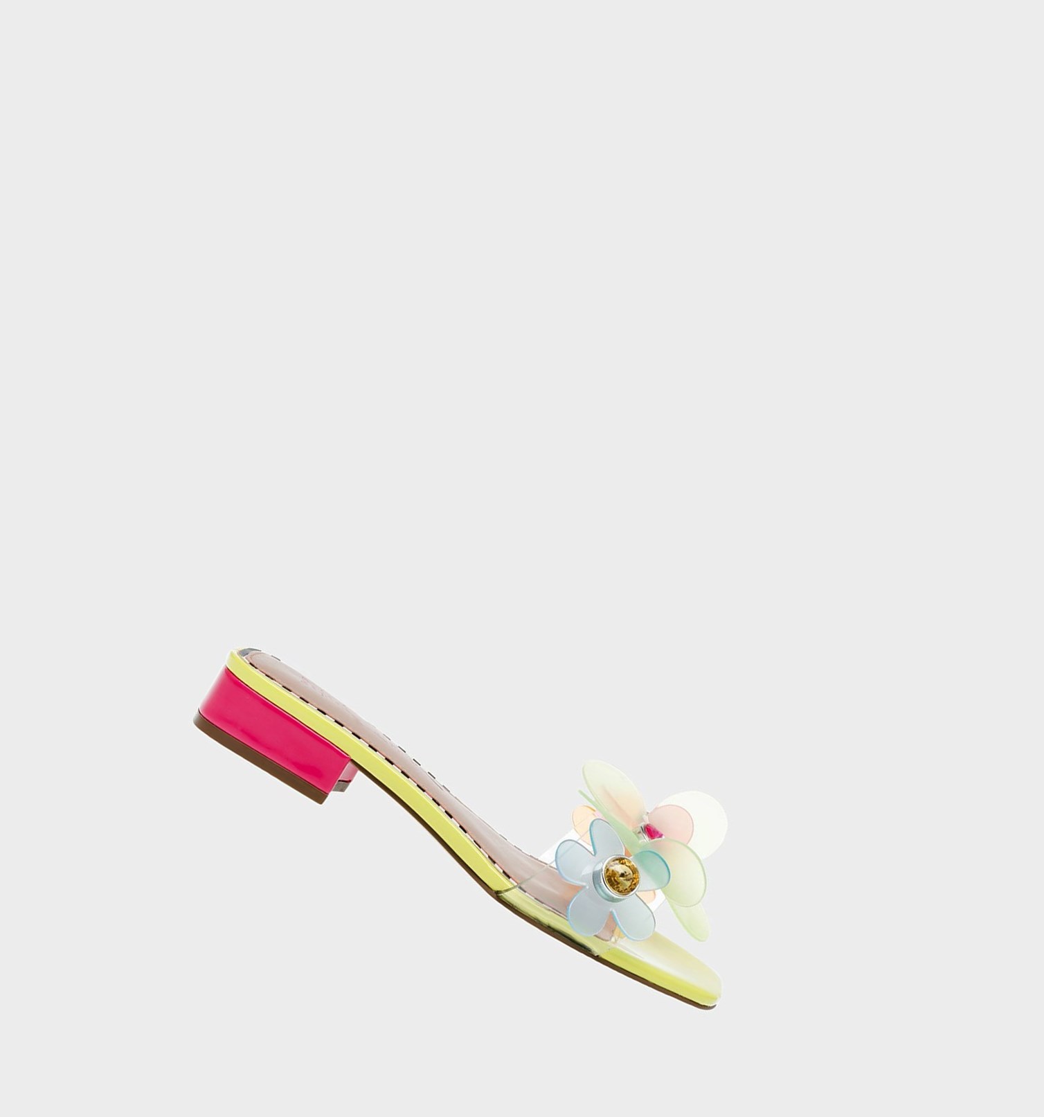 Yellow Women\'s Betsey Johnson Alvinn Sandals | WYUMGVA-58